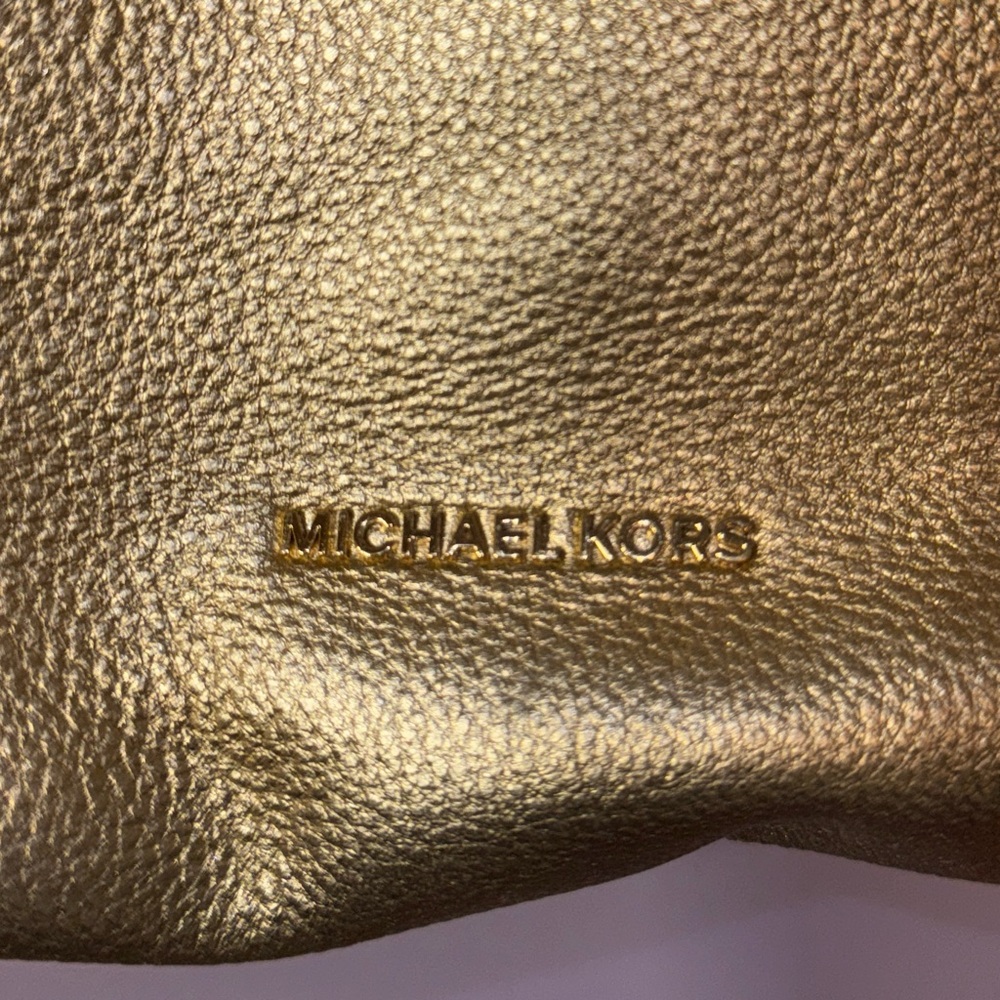 Michael Kors Gold Shoulder Bag with Metallic Finish - Picture 2 of 4